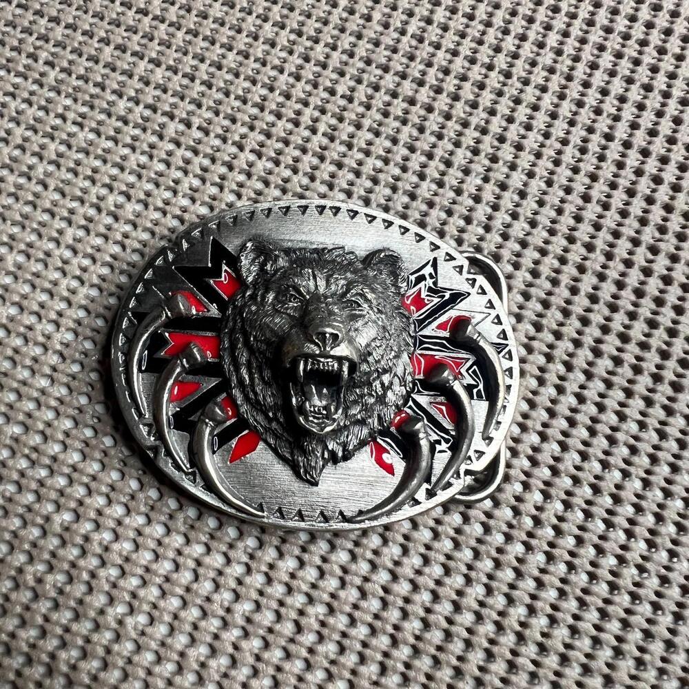 Vintage 1991 Siskiyou Buckle Co Pewter‎ Bear Head Belt Buckle – Made in USA, Red